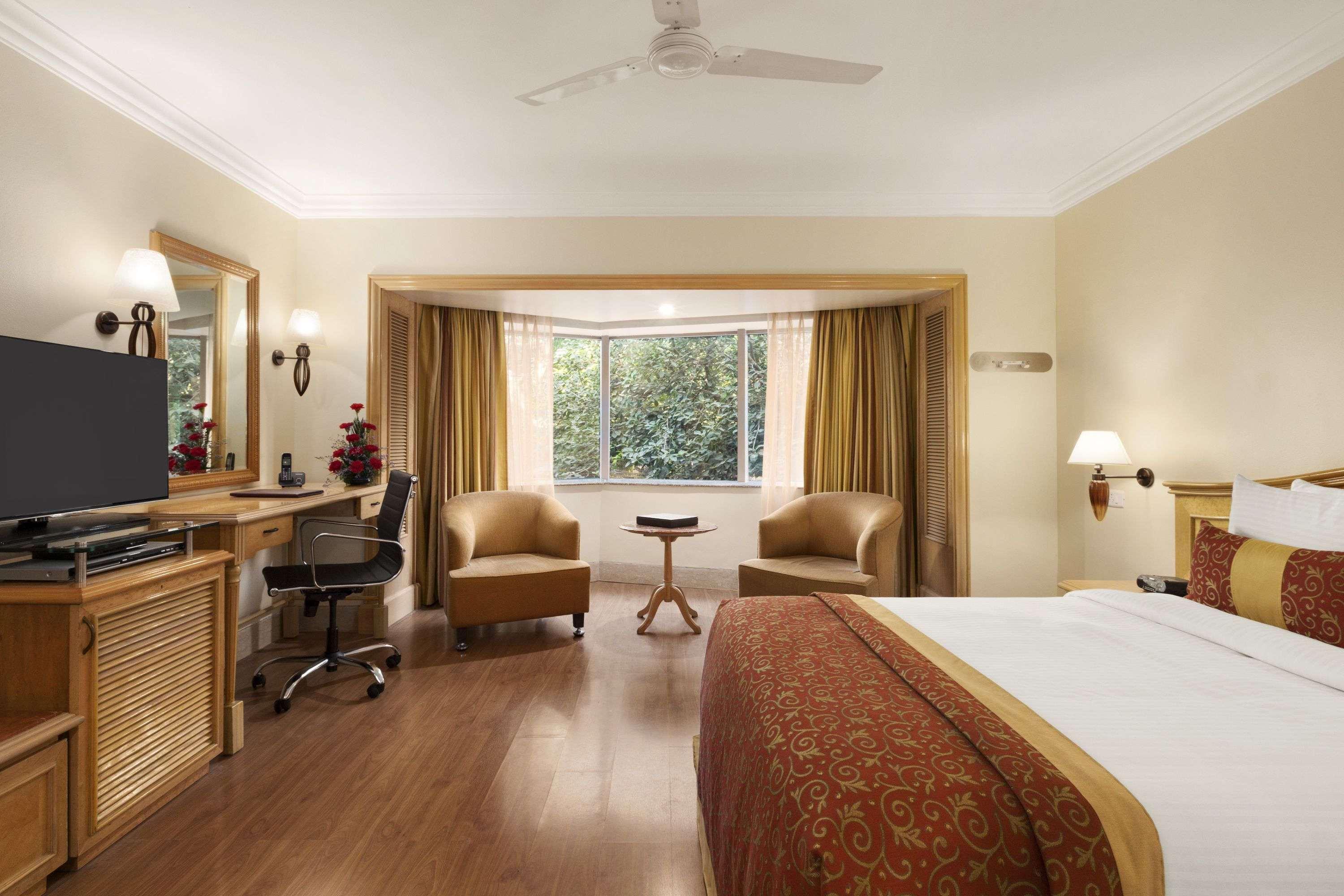 Hotel Ramada Plaza By Wyndham Palm Grove Bombay Exterior foto A room at the Taj Bengal