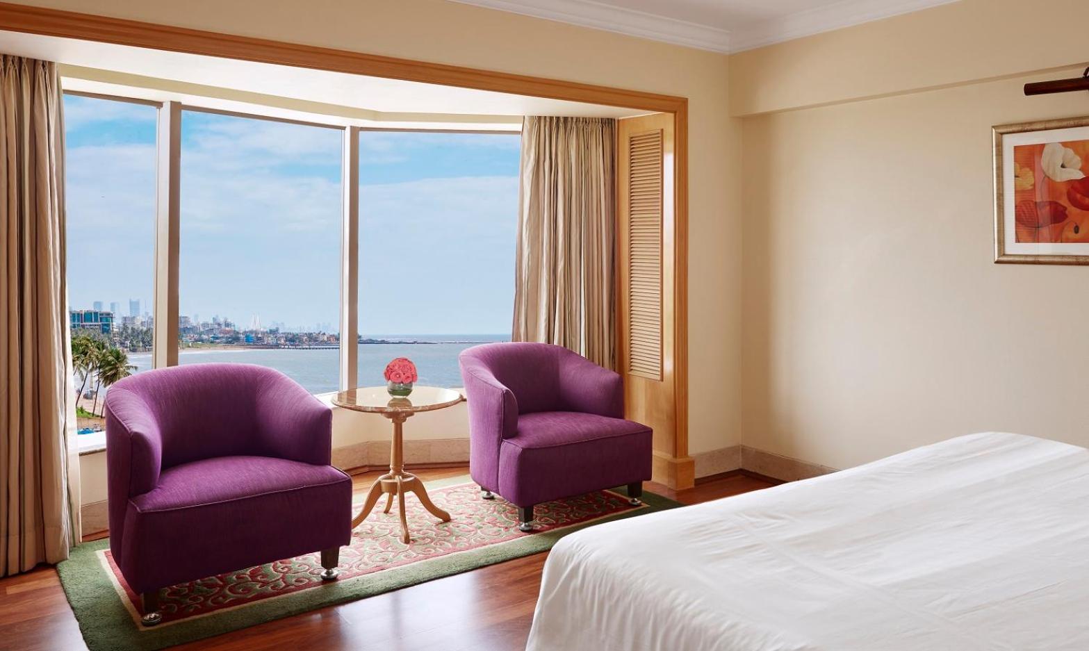 Hotel Ramada Plaza By Wyndham Palm Grove Bombay Exterior foto A room at the hotel
