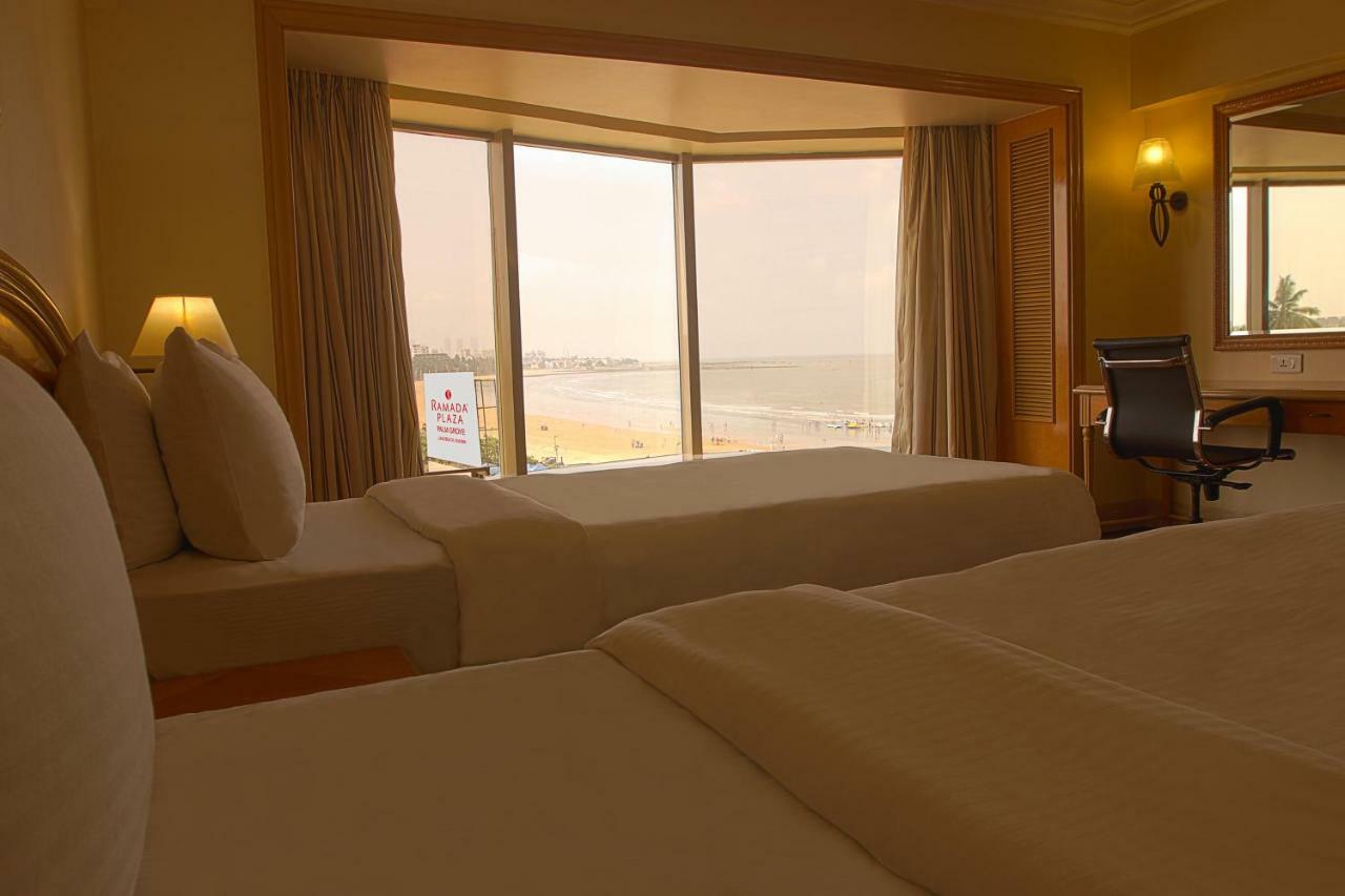 Hotel Ramada Plaza By Wyndham Palm Grove Bombay Exterior foto A room at the hotel